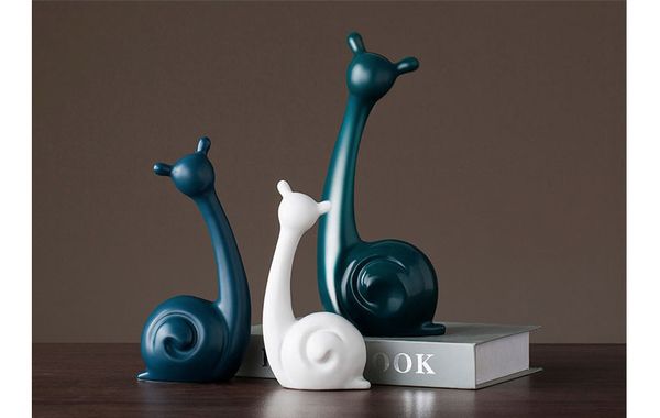 Gia đình ốc sên trang trí