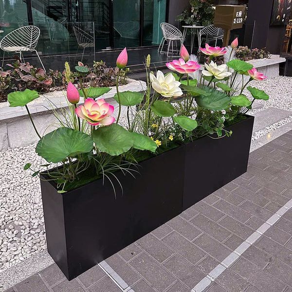 Bồn hoa sen giả trang trí nghệ thuật