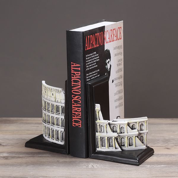 Chặn sách trang trí đấu trường La Mã