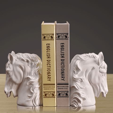 Chặn sách trang trí hinh đầu ngựa trắng trang trí phòng đọc sách
