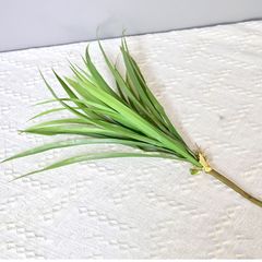 Bụi cỏ lan thảo giả trang trí