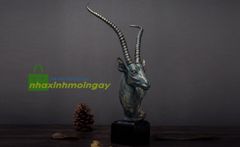 Đầu linh dương trang trí tài lộc