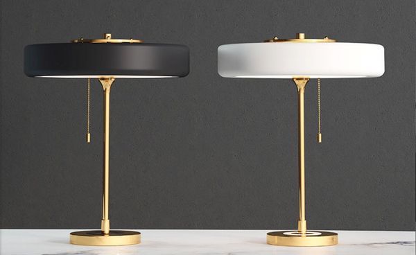 Đèn để bàn Bert Frank cổ điển