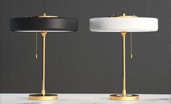 Đèn để bàn Bert Frank cổ điển