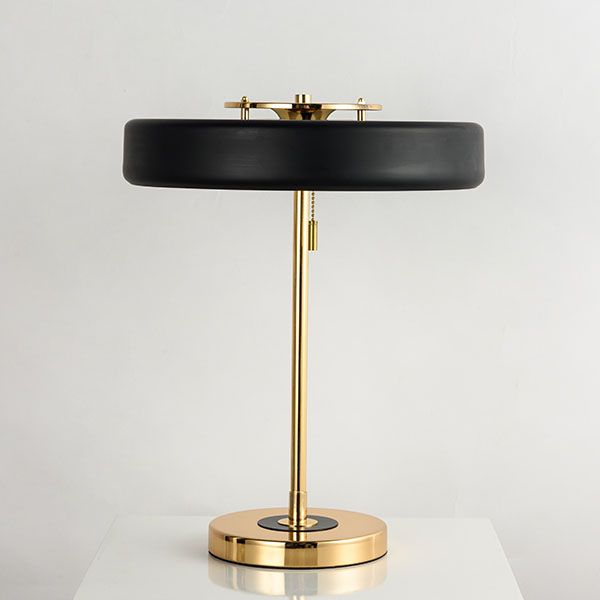 Đèn để bàn Bert Frank cổ điển