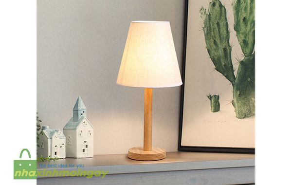 Đèn ngủ để bàn chân gỗ tròn