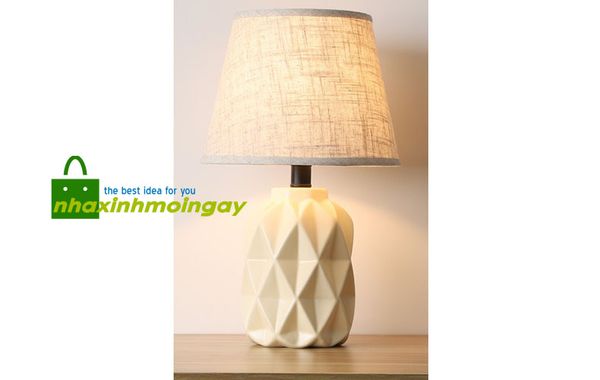 Đèn ngủ để bàn trái dứa Seiko