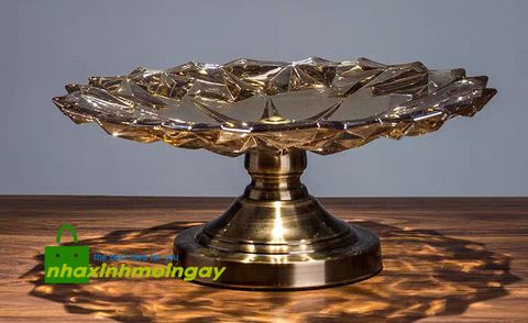 dia-thuy-tinh-dung-trai-cay-kim-cuong