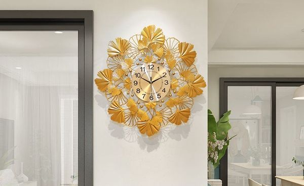 Đồng hồ trang trí phòng khách lá ginkgo vàng