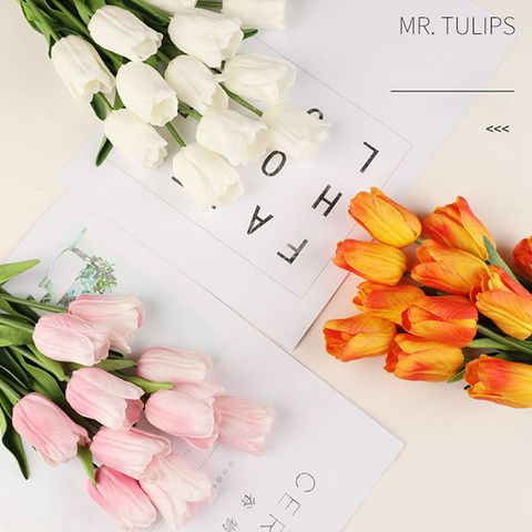 bó hoa tulip giả trang trí