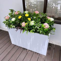 Bồn cây hoa giả trang trí