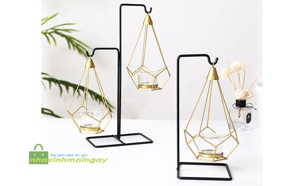 Kệ nến treo kiểu Bắc Âu