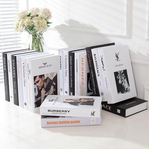 sách mô hình trang trí bìa thời trang