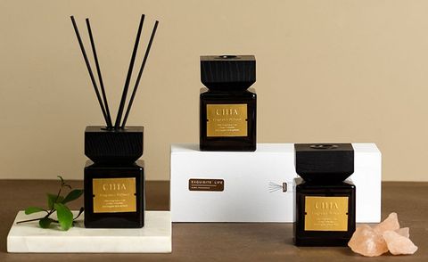 Tinh dầu tỏa hương thơm phòng CITTA nắp gỗ