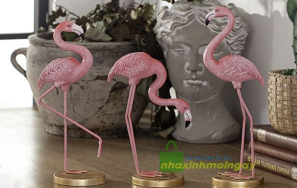 Tượng chim hồng hạc chân sắt