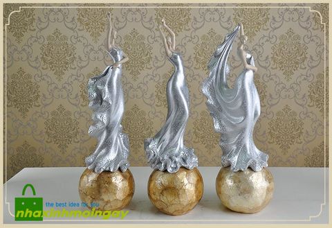 Tượng cô gái múa ba lê