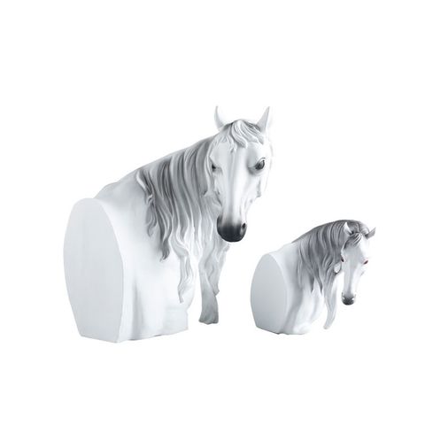 Tượng đầu ngựa bạch mã trang trí decor phòng khách sang trọng