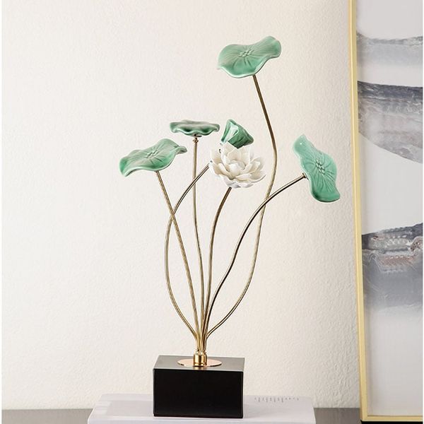 Tượng hoa sen để bàn trang trí