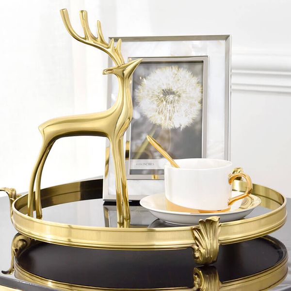 Tượng nai đồng trang trí phòng khách