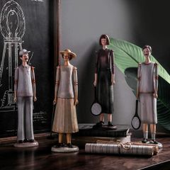 Tượng người đánh quần vợt phong cách cổ điển