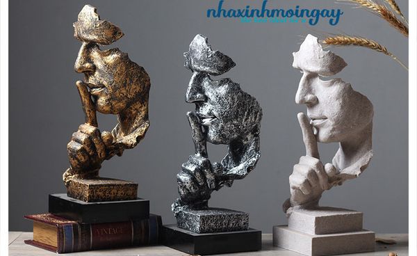 Tượng mặt người im lặng