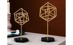 Tượng khối Rubik kim loại vàng trang trí