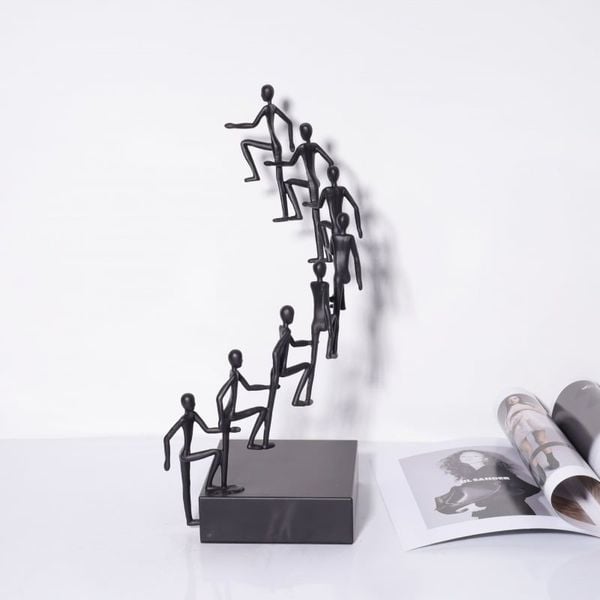 Tượng trang trí nấc thang thành công