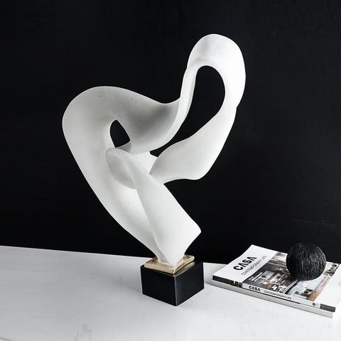 Tượng trang trí uốn lượn trừu tượng