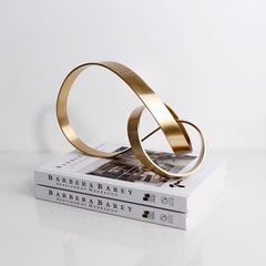 Vòng tròn Möbius nghệ thuật trang trí