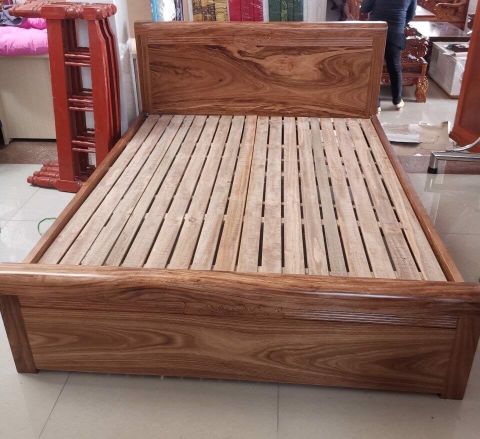 Giường gỗ Hương Xám 1M6