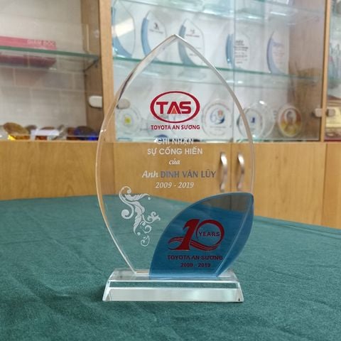 Kỷ niệm chương khen thưởng tri ân