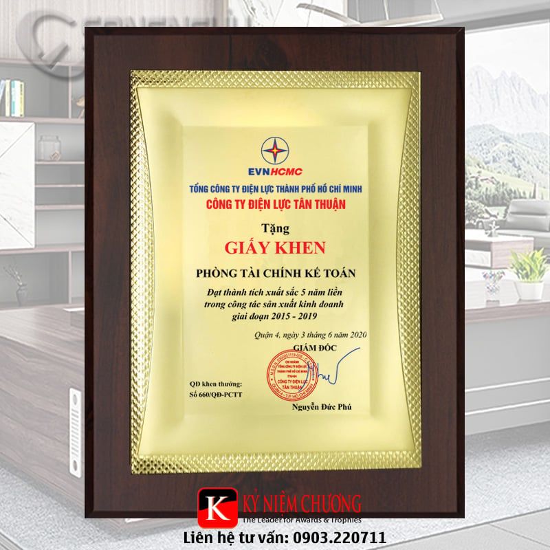 Bảng tuyên dương tri ân cá nhân xuất sắc
