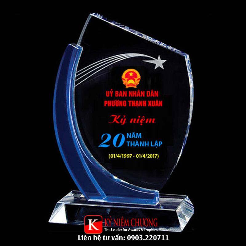 Kỷ niệm chương điểm màu xanh dương