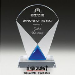 Kỷ niệm chương pha lê chiếc lá