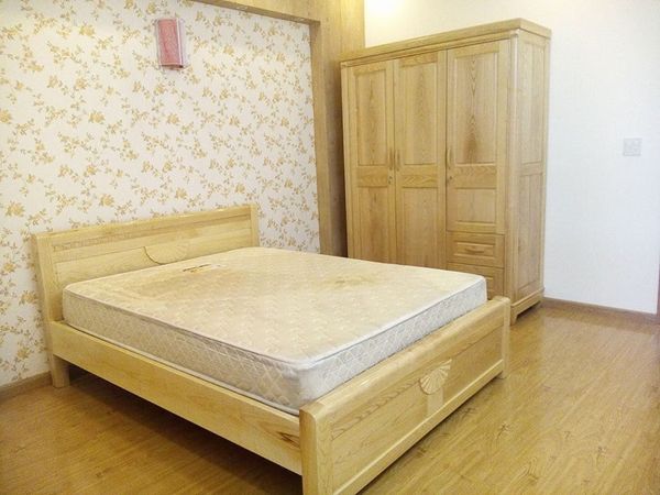 Giường Gỗ Sồi Nga 1m8