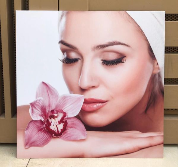 Tranh treo spa 1 bức mã 02