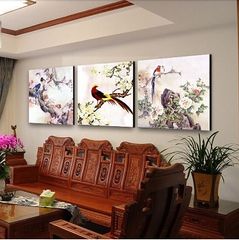 Tranh treo tường phòng khách chim đậu cành cây