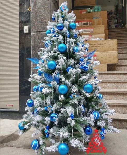 Cây Thông Phủ Tuyết A4 Cao Cấp (Đủ Kích Thước)