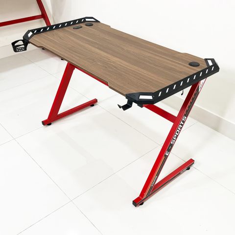 Bàn Gaming Chân Chữ Z - GM71