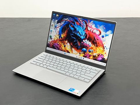 Dell Inspiron 5410 Core i7-11390H 16GB 512GB FHD
