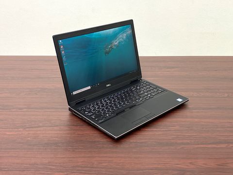 Dell Precision 7530 i7-8850H 16GB 512GB P1000  FHD