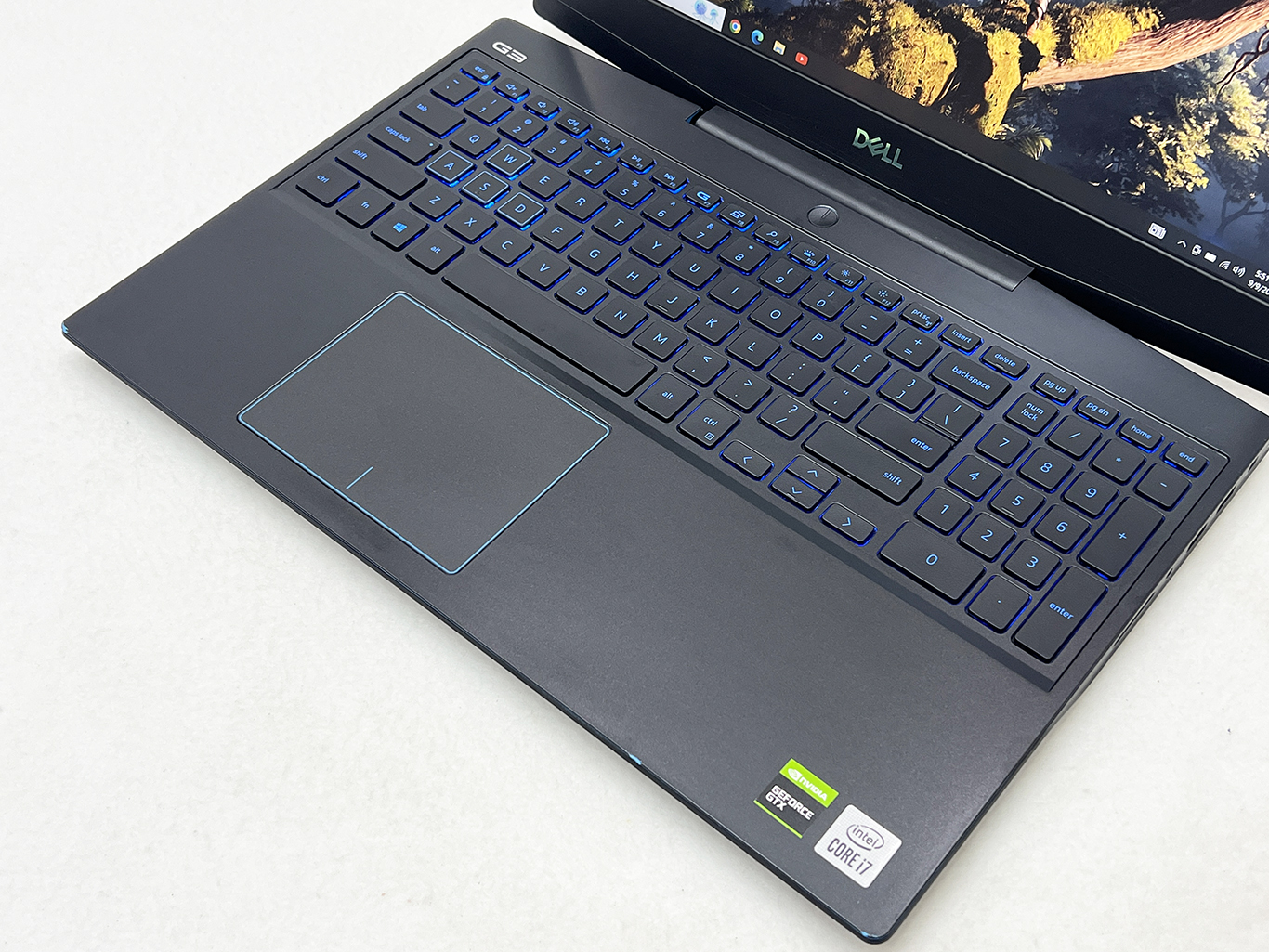 Dell G3 3500 core i7 16gb 512gbGTX1650Ti