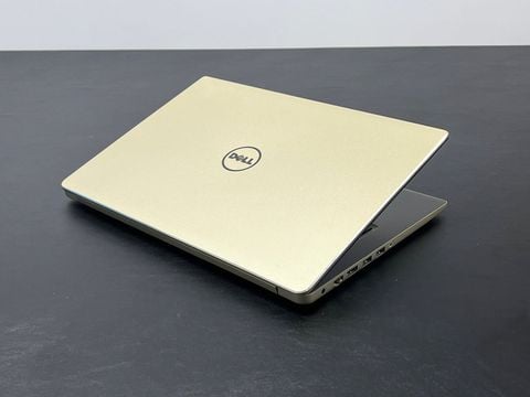Dell Inspiron 7472 Core i5-8250u 8GB 256GB VGA FHD