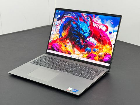 Dell Vostro 5620 i7-1260P 16GB 512GB 16 inch 3K