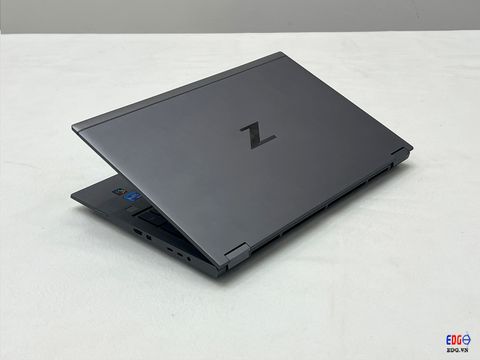 HP Zbook FURY 15G8 Core i7-11850H 32GB 512GB RTX A3000 4K Dreamcolor