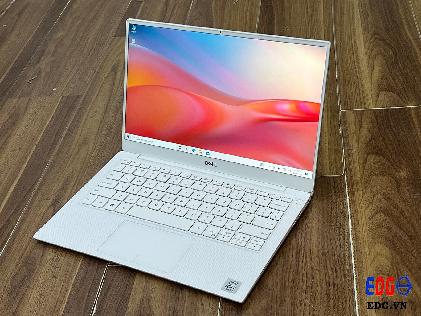 DELL】XPS 13 7390 Corei7-10710U 16GB SSD512GB NVMe WEBカメラ DELL】XPS 13 7390 Corei7-10710U 16GB SSD512GB NVMe WEBカメラ