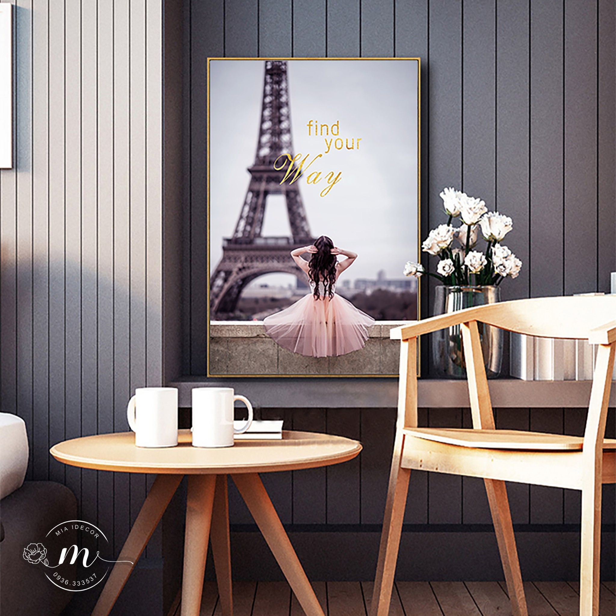 Tranh dọc Tháp Eiffel và Cô Gái SX081-5