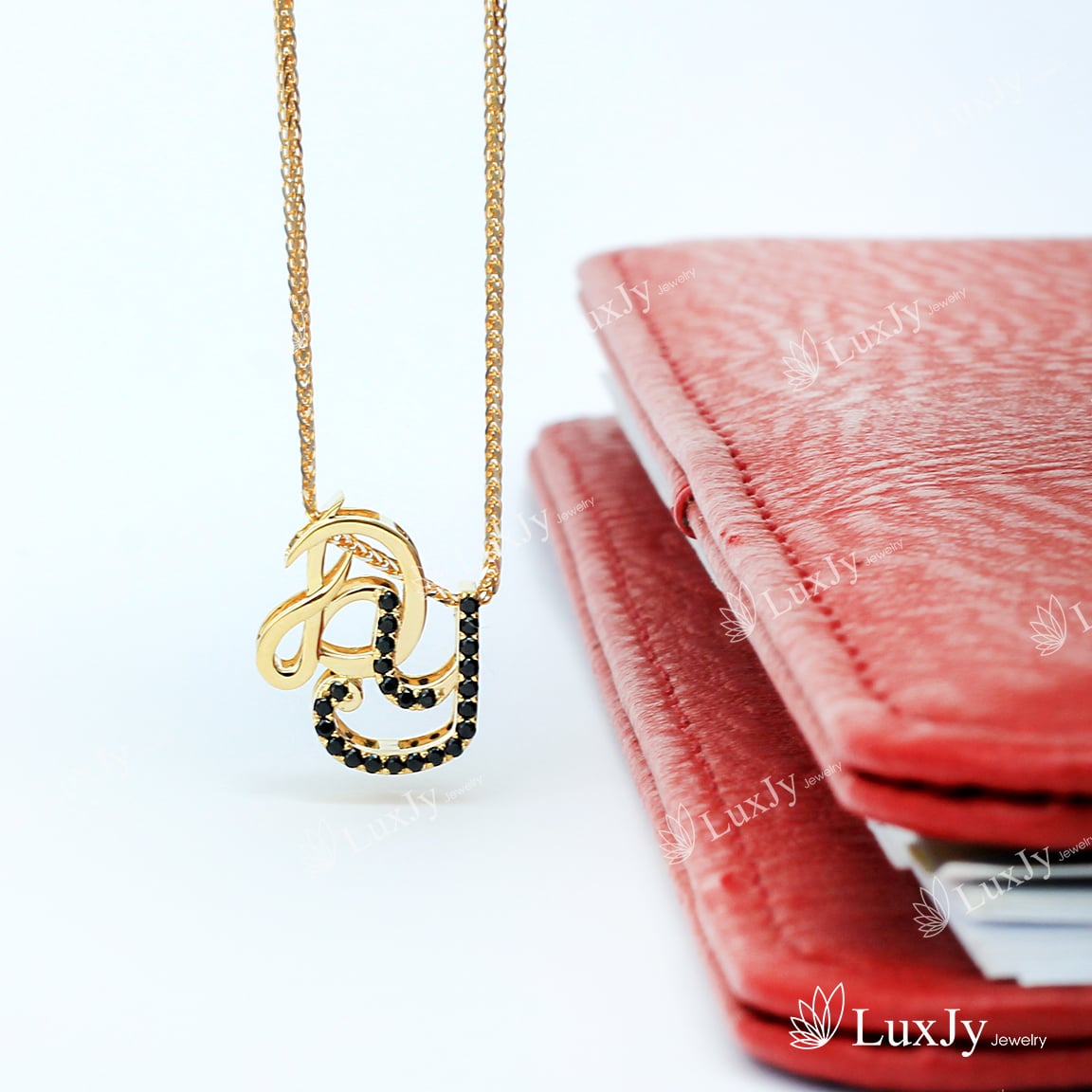 Mặt dây chuyền - P5246