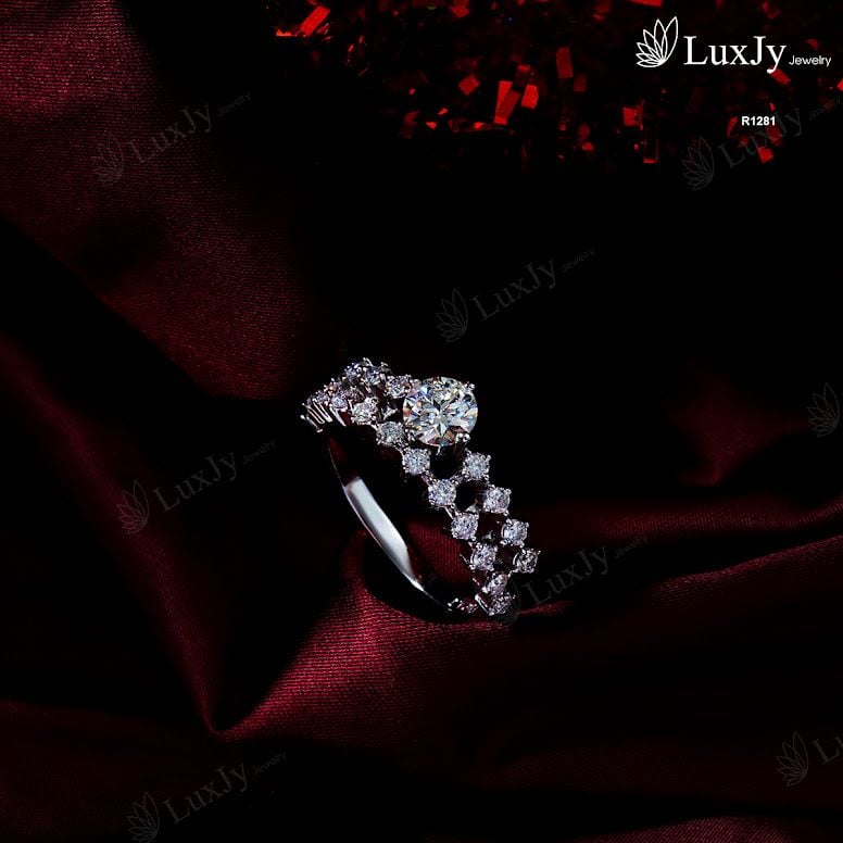 Nhẫn nữ đính Kim cương Moissanite - R1281
