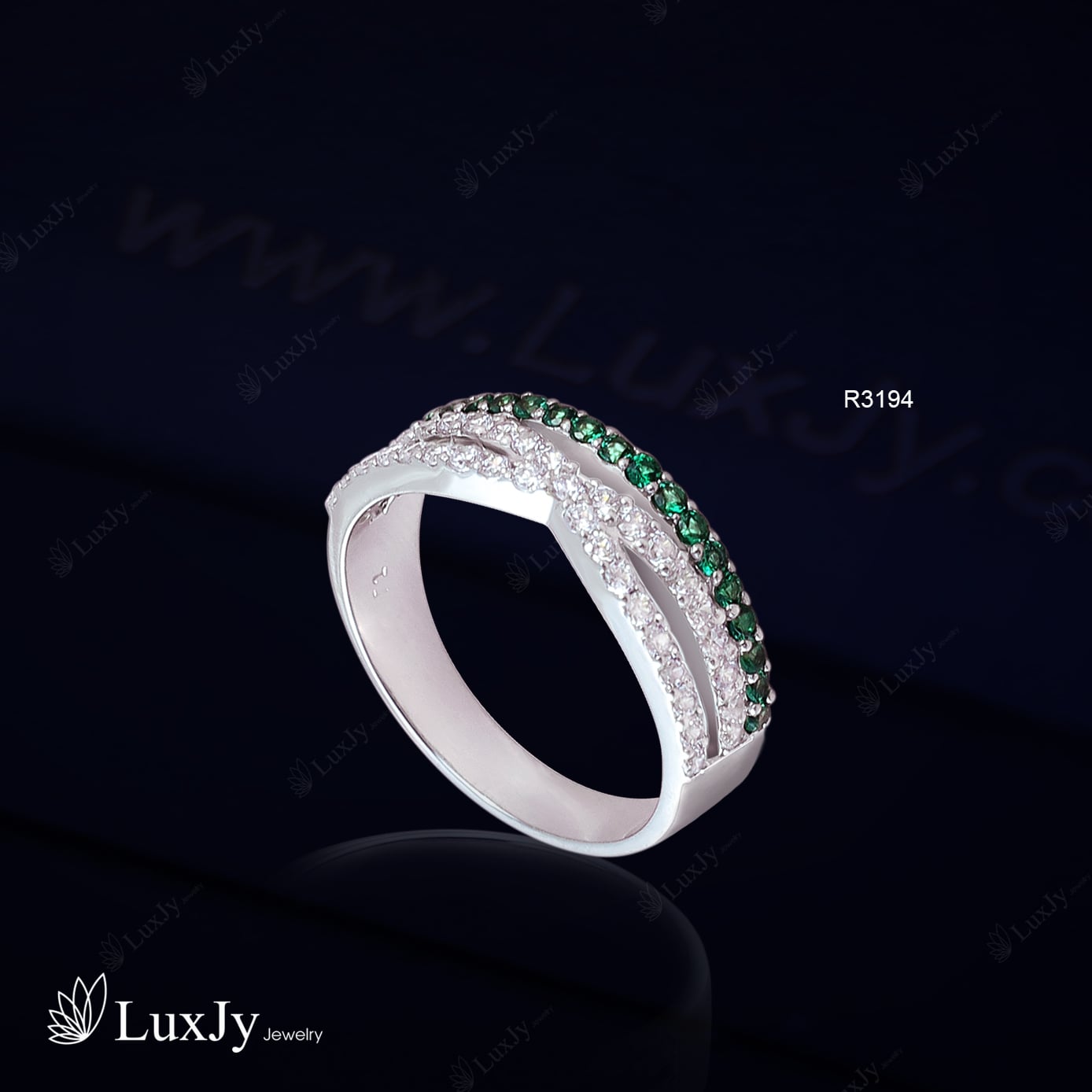 Nhẫn đính đá - R3194